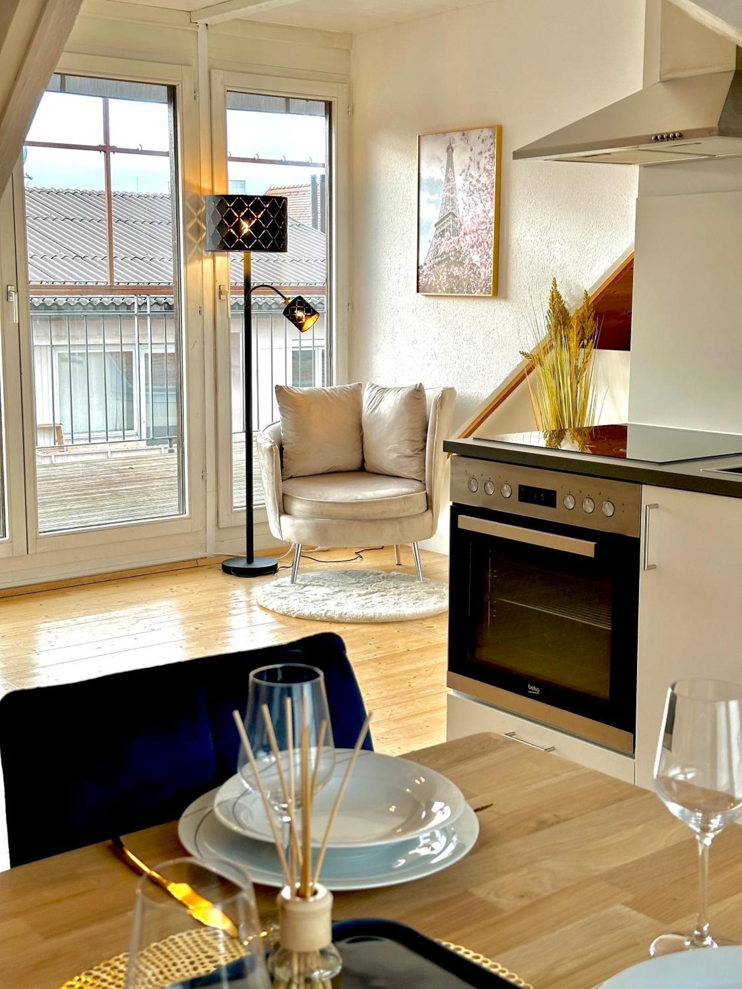 Zentrale Wohnung Mit Dachterasse Bregenz Exterior foto